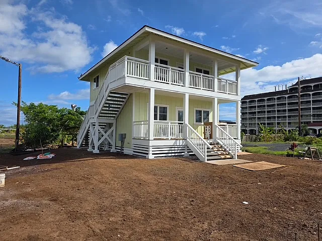 2 bed, 720 sqft, $3,900 — Photo 2