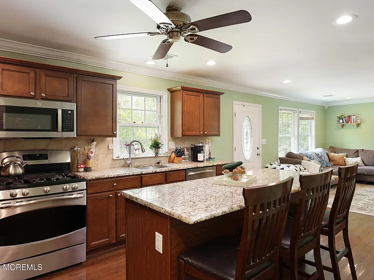 313 Oleary Ave — Photo 15