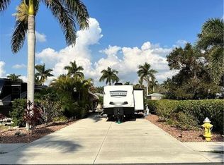 10327 Prairie Iris Trl, Fort Myers, FL 33905