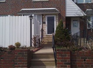 6052 Tulip St, Philadelphia, PA 19135