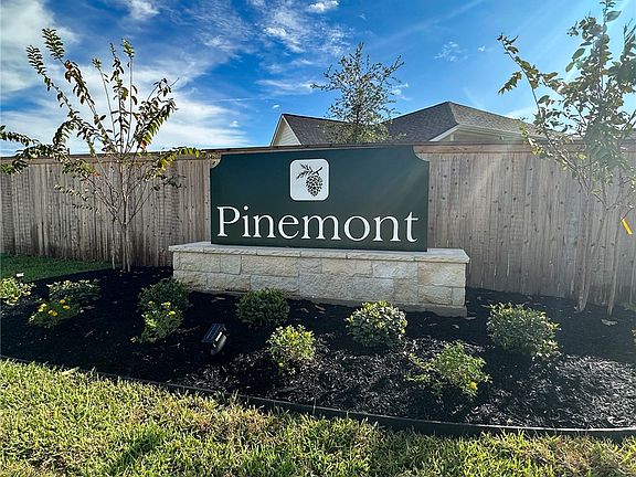 5th image of 2101 Aleppo Ct