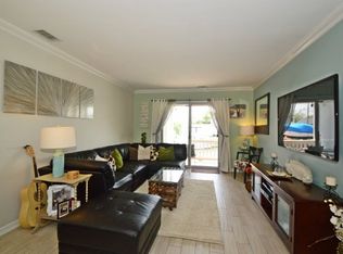 43 Anchor St APT P, Freeport, NY 11520