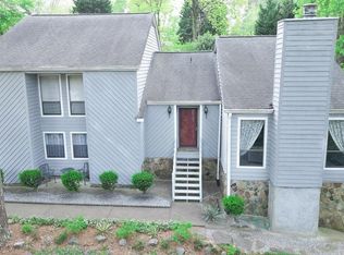 217 Coteau Pl, Lilburn, GA 30047