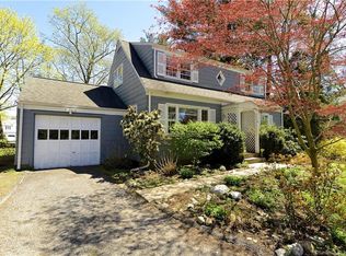 81 Minivale Rd, Stamford, CT 06907