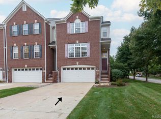 581 Cherry Orchard Rd, Canton, MI 48188