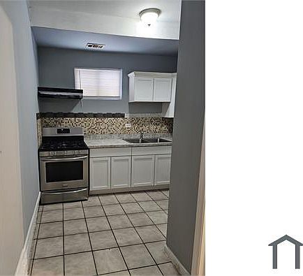 1st image of 4447 S Wells St