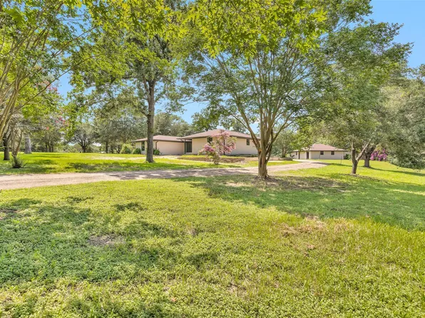 3706 County Road 409, Navasota, TX 77868