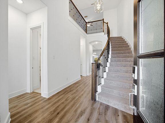 3rd image of 2312 Plover Ln