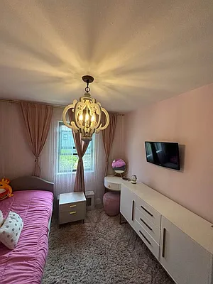 Rented by Corcoran | media 12