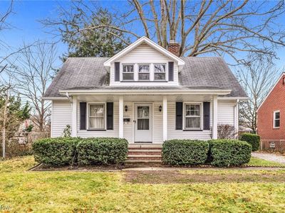 4051 W 226th St, Fairview Park, OH, 44126