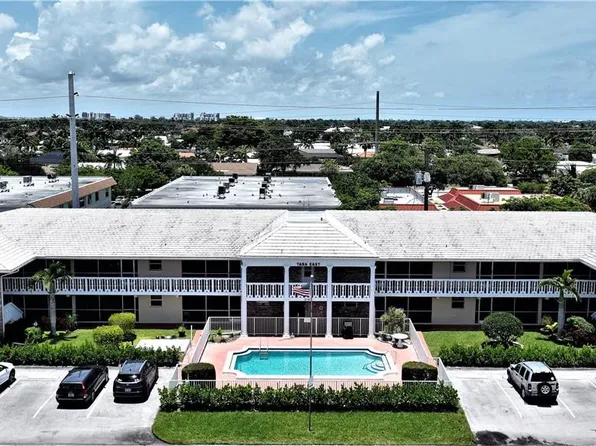 2141 NE 68th Street #202, Fort Lauderdale, FL 33308