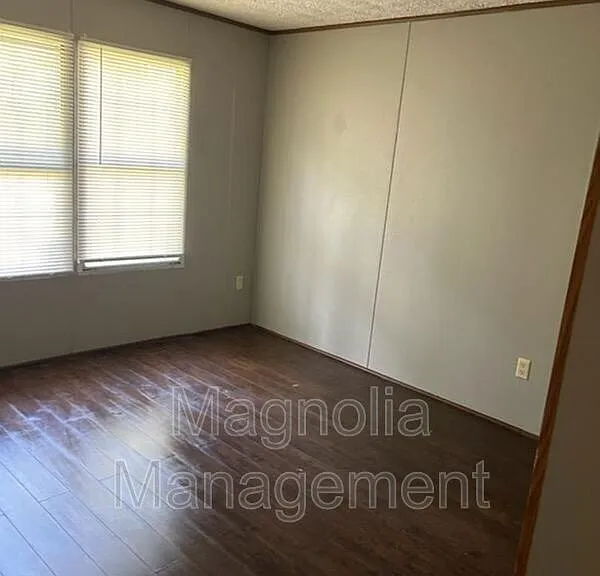 137 Cardinal Ln — Photo 15