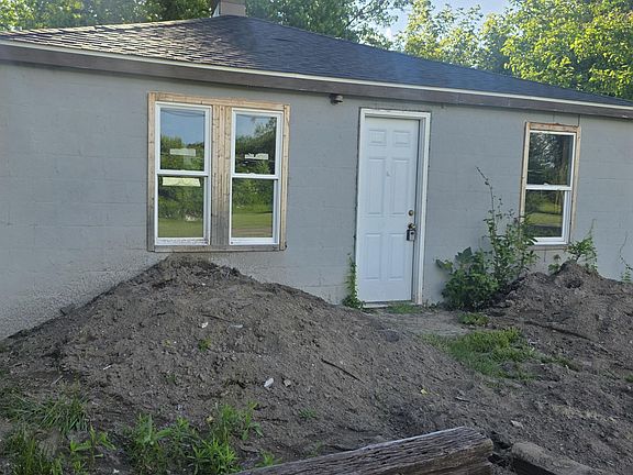 4th image of 336 S Crystal Ave
