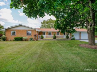 9 Linden Ave, Yorkville, IL 60560