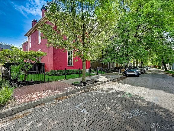 5th image of 28 Tecumseh St
