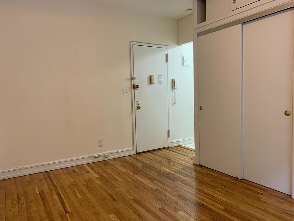 2nd image of 333 E 84th St APT B
