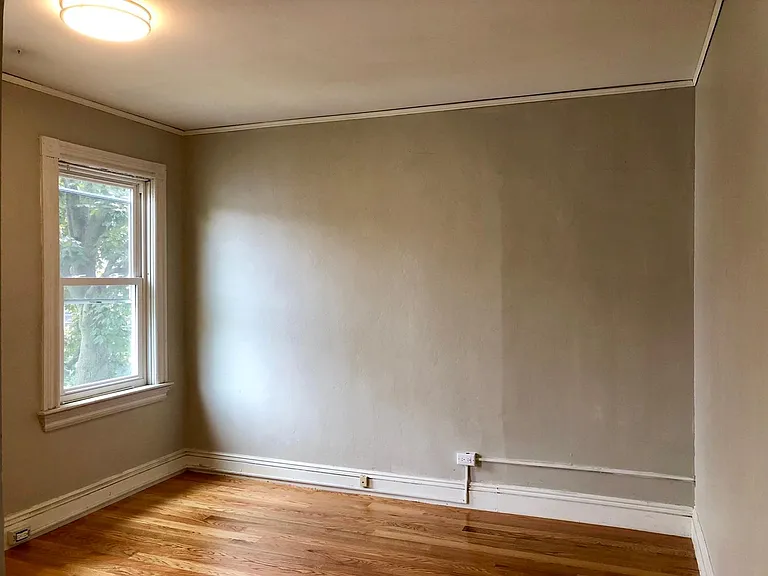 12 E George St #2 — Photo 10
