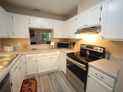 4120 Sedgewood Dr APT 101, Raleigh, NC, 27612