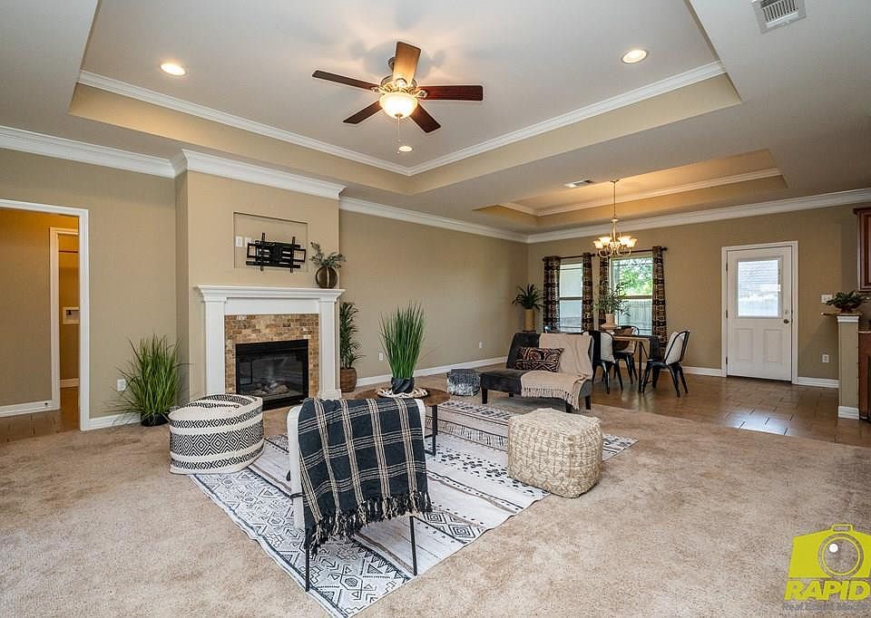 1st image of 3938 Margaret Ln