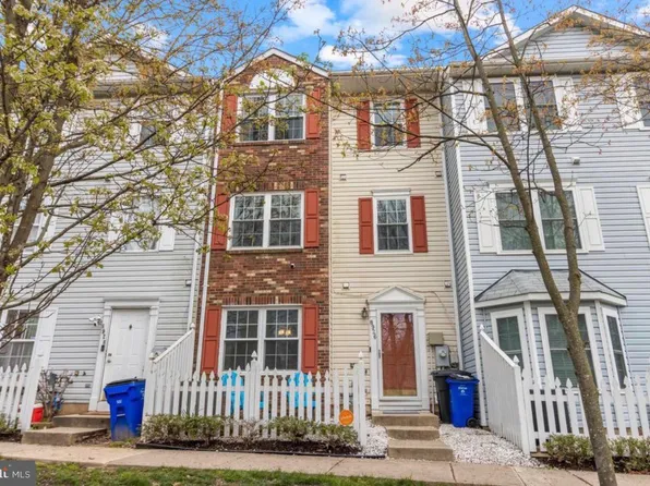 8926 Mallard Ct, Columbia, MD 21045