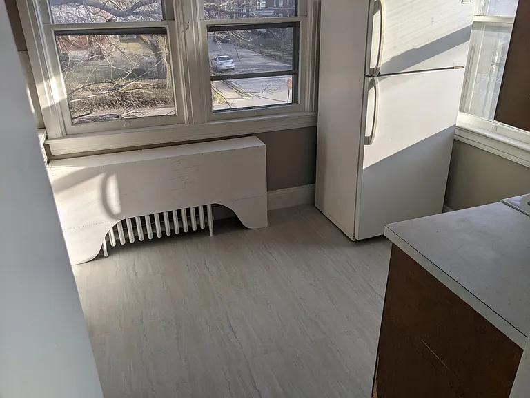 664 Madison Ave #2F — Photo 4