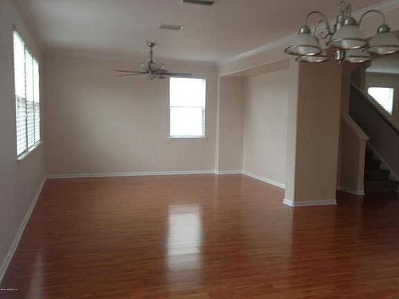 5th image of 812 Pissaro Ave