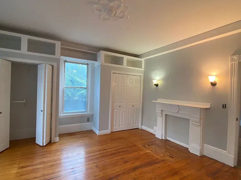46 Pinckney St — Photo 2