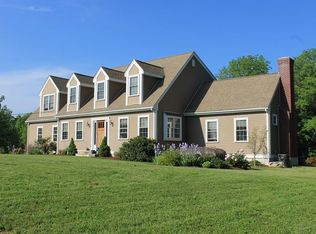 25 Thornton St, Mendon, MA 01756