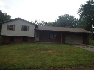 7266 Edgedale Dr, Newburgh, IN