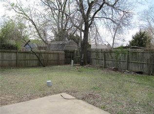 2405 E 4th Pl, Tulsa, OK 74104