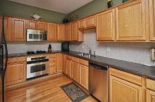 3rd image of 2820 N Greenwood Ave
