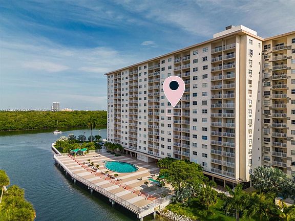 2nd image of 400 Kings Point Dr APT 804