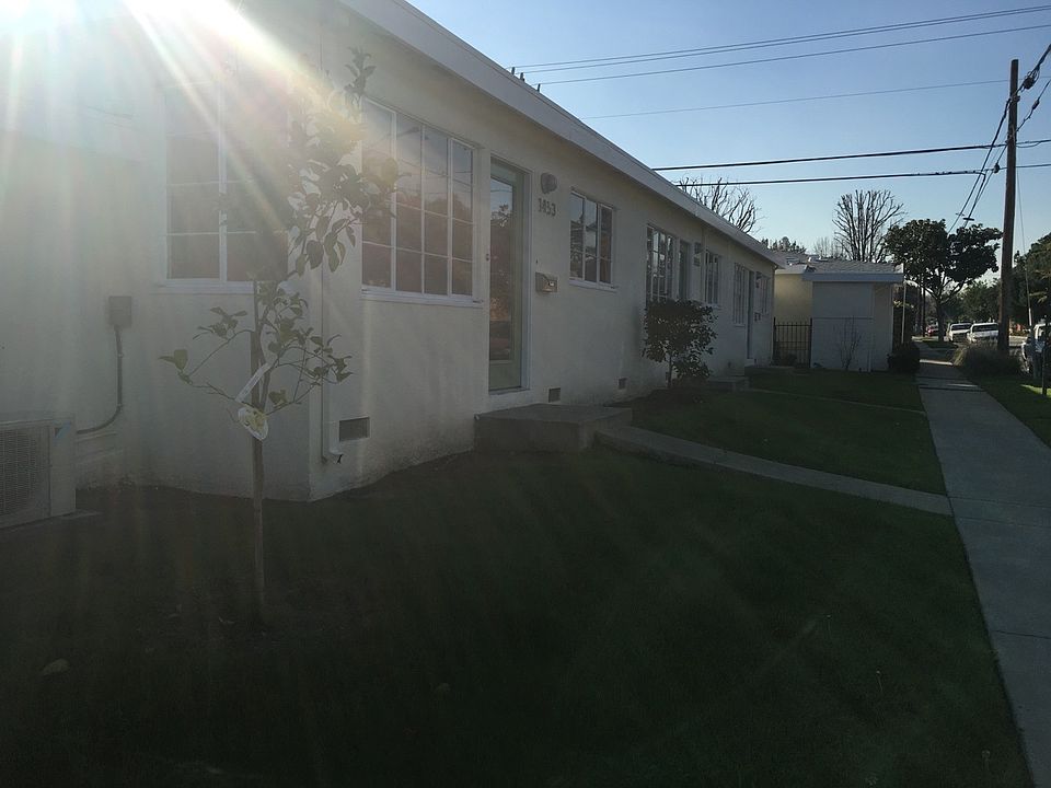 1st image of 1451 N Altadena Dr