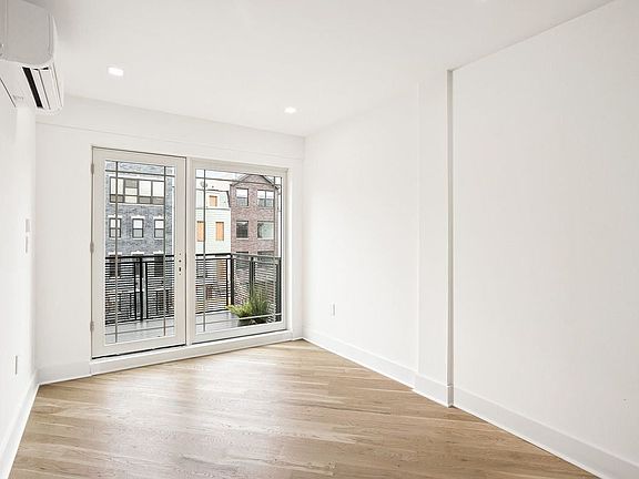 5th image of 571 Lafayette Ave APT 3