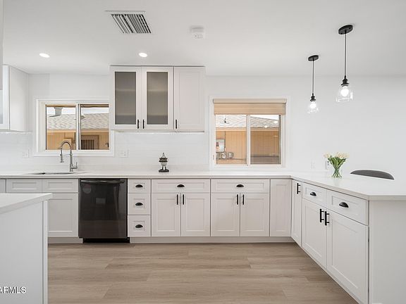 2nd image of 12831 W MAPLEWOOD Drive