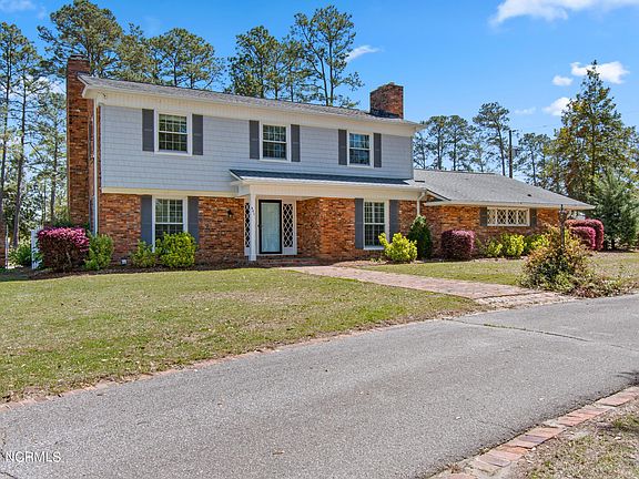 2nd image of 901 Dogwood Drive