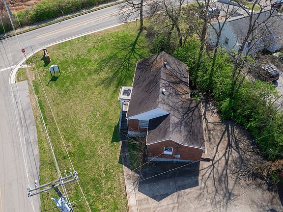 5th image of 2727 Bransford Ave