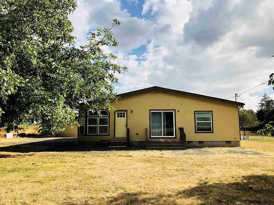 1st image of 479 SE Parks Dr