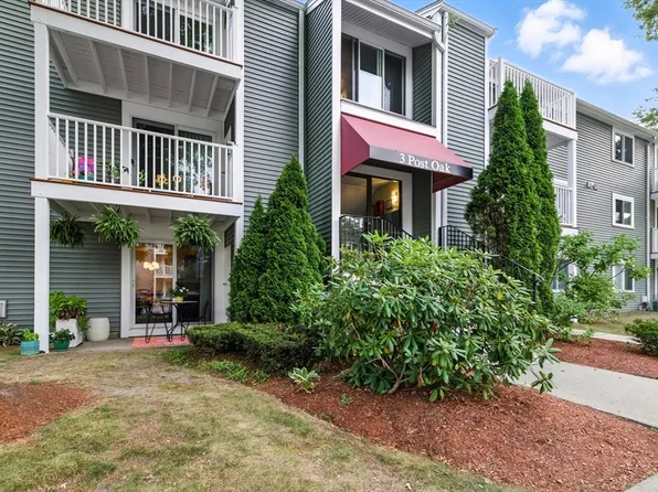 3 Post Oak Ln APT 1, Natick, MA 01760