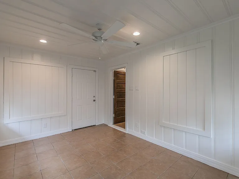 5313 Collinwood Ave — Photo 23