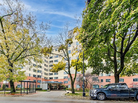 4th image of 5060 N Marine Dr Unit 6B