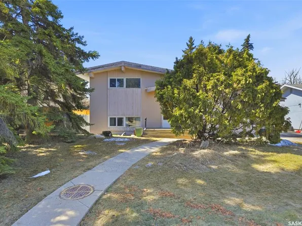 706 Arlington AVENUE, Saskatoon, SK S7H 2X4