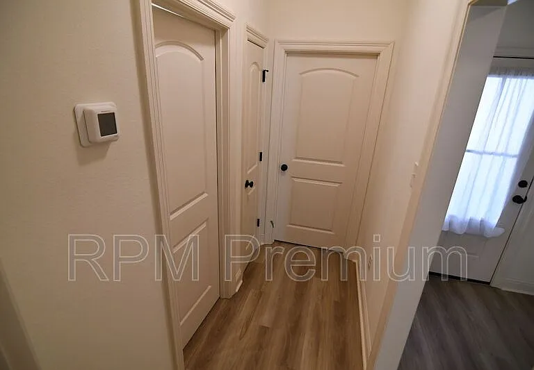 7108 Kenilworth Crossing Ave — Photo 24