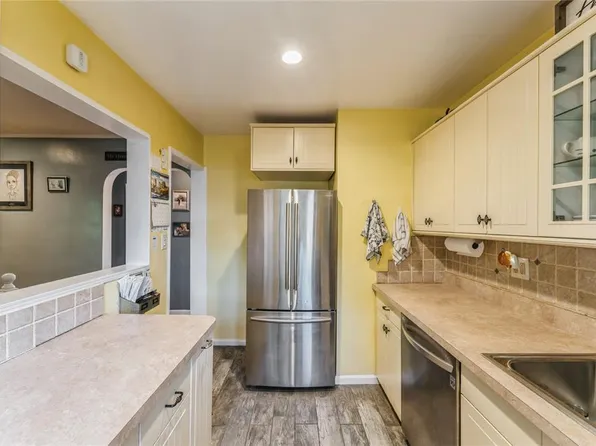 217-22 73rd Avenue image 2 of 17