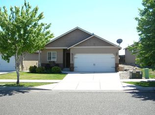 2007 S Neel St, Kennewick, WA 99338