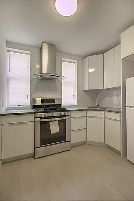 Rented by E House Realty & Management Inc. | media 23