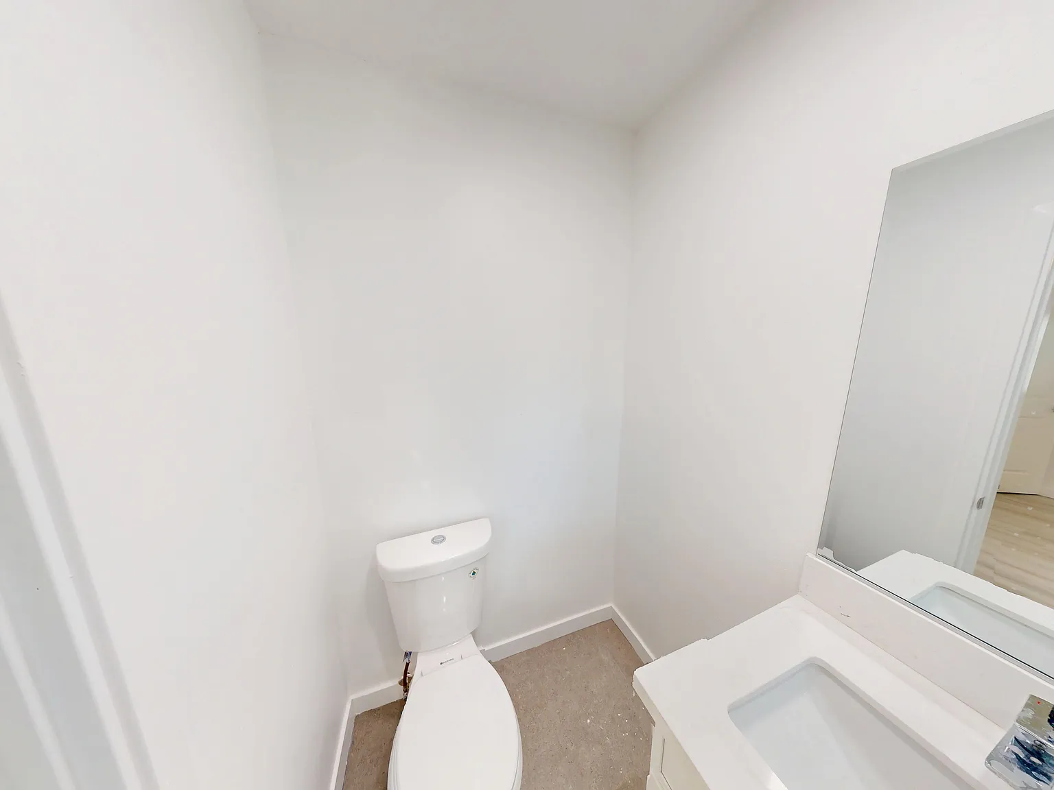 312 1/2 Milbrae St — Photo 2