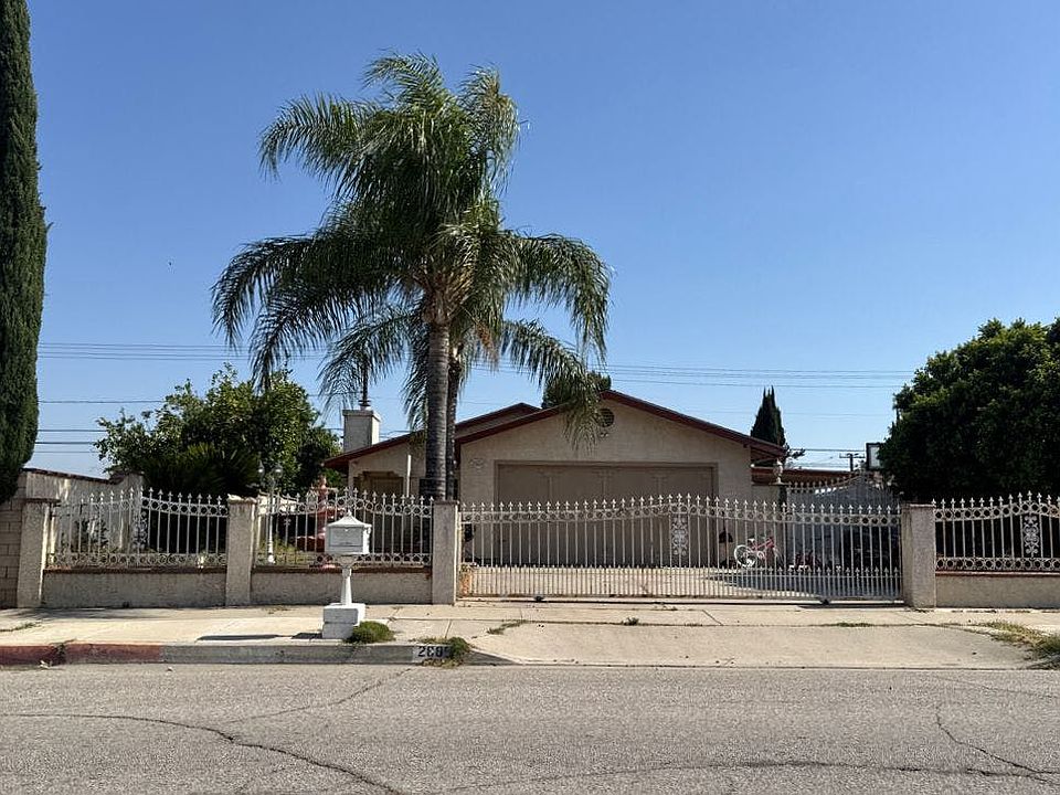 1st image of 2885 W Etiwanda Ave