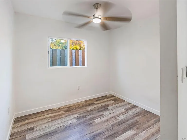 632 Dahlia Ave #2 — Photo 9
