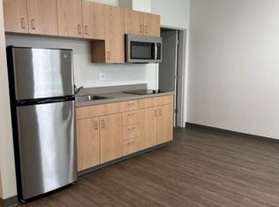 990 Broadway Apartment Homes, Salem, OR 97301